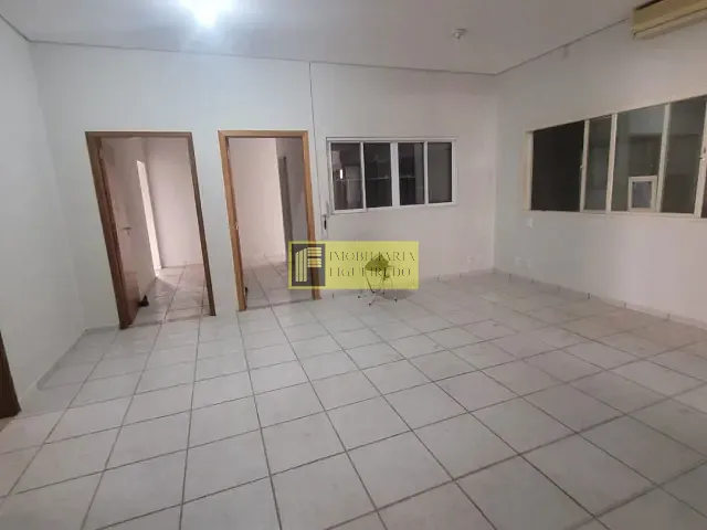 Sala com 40m², para alugar, no bairro Centro em São José do Rio Preto