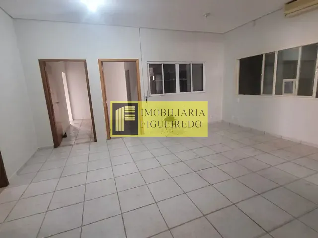 Sala com 40m², para alugar, no bairro Centro em São José do Rio Preto