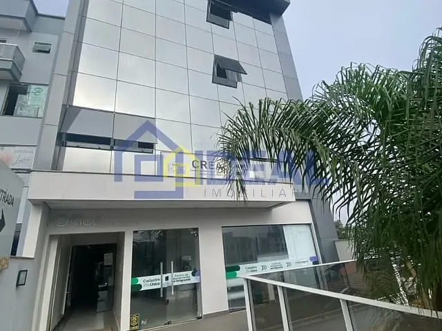Sala com 239m², para alugar, no bairro Centro em Concórdia