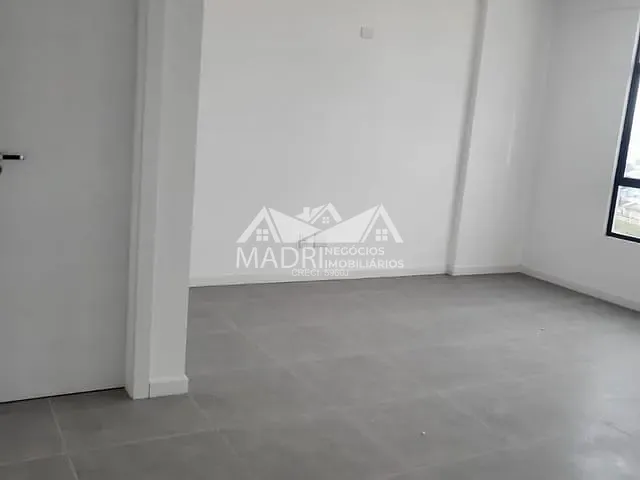 Sala à venda, no bairro Pagani em Palhoça