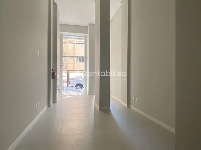 Sala com 163m², à venda, no bairro Centro em Balneário Camboriú