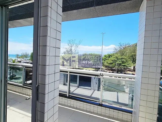 Sala à venda, no bairro Recreio dos Bandeirantes em Rio de Janeiro