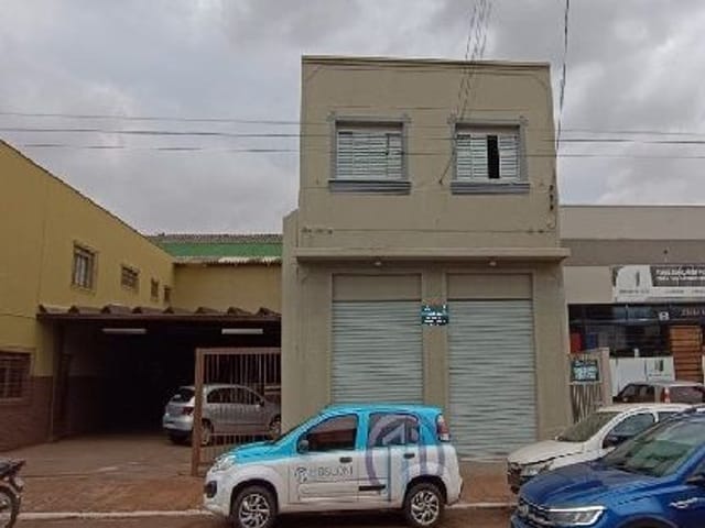 Sala à venda ou para alugar, no bairro Centro em Cambé