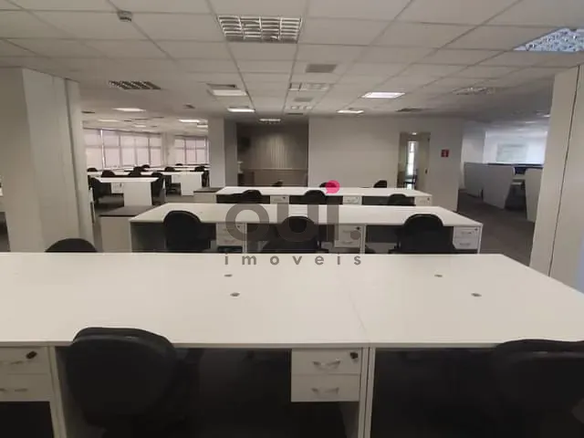 Sala para alugar, no bairro Pinheiros em São Paulo