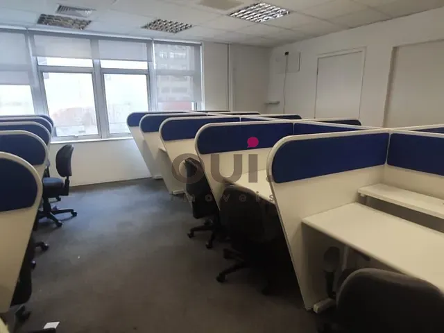 Sala para alugar, no bairro Pinheiros em São Paulo
