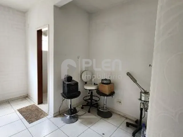 Sala com 30m², para alugar, no bairro Lauzane Paulista em São Paulo