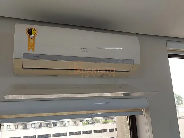 Sala à venda ou para alugar, no bairro Vila Leopoldina em São Paulo