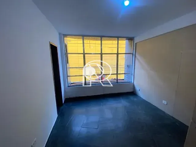 Sala para alugar, no bairro Centro em Registro