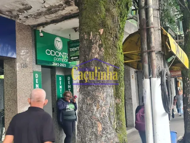 Sala para alugar, no bairro Centro em Barra do Piraí