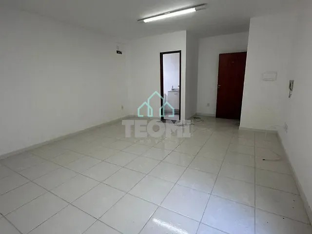 Sala à venda, no bairro Centro em Taubaté