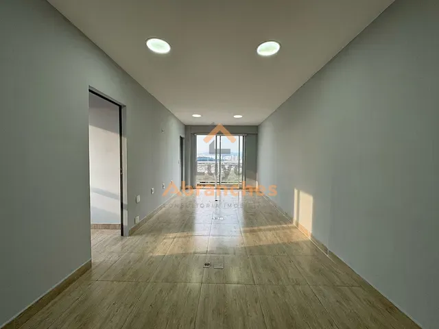 Sala com 38m², à venda, no bairro Vila Leopoldina em São Paulo