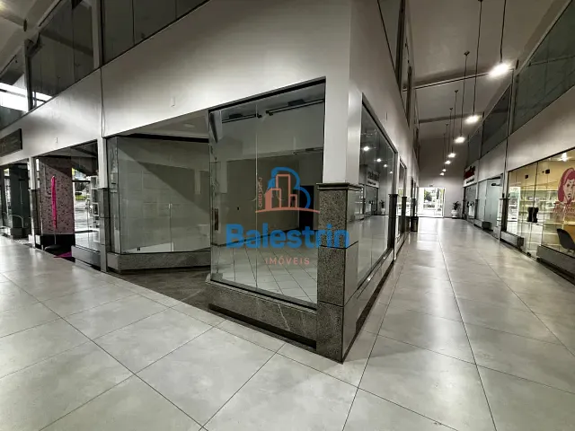 Sala para alugar, no bairro Centro em Fraiburgo