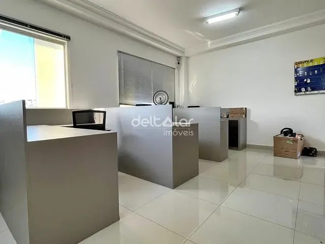 Sala com 30m², à venda, no bairro Santa Mônica em Belo Horizonte