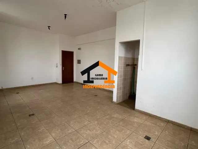 Sala à venda, no bairro Centro em Itatiba