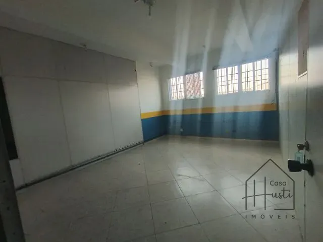 Sala com 800m², para alugar, no bairro Vila Monte Serrat em Cotia