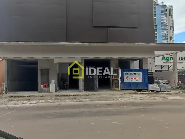 Sala à venda, no bairro Centro em Concórdia