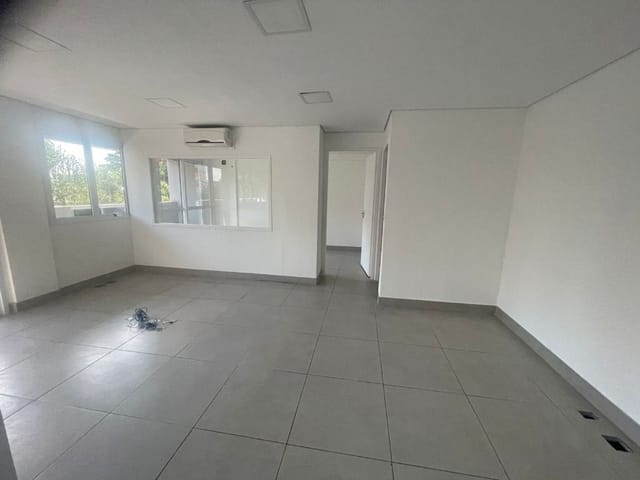 Sala para alugar, no bairro Saúde em São Paulo