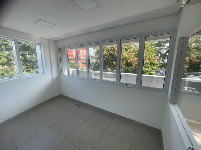 Sala para alugar, no bairro Saúde em São Paulo