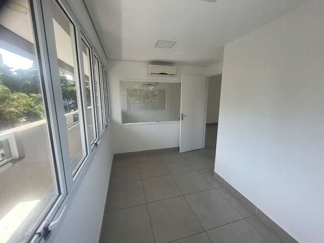 Sala para alugar, no bairro Saúde em São Paulo