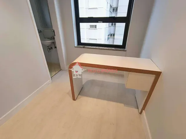 Sala à venda ou para alugar, no bairro Vila Mariana em São Paulo
