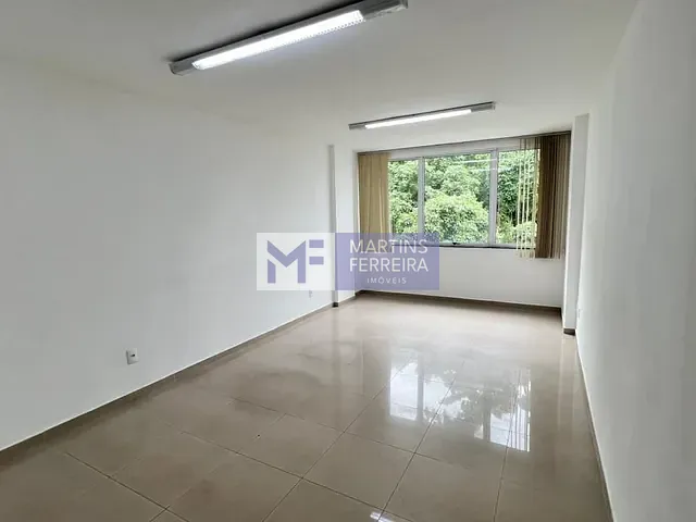 Sala à venda, no bairro Taquara em Rio de Janeiro