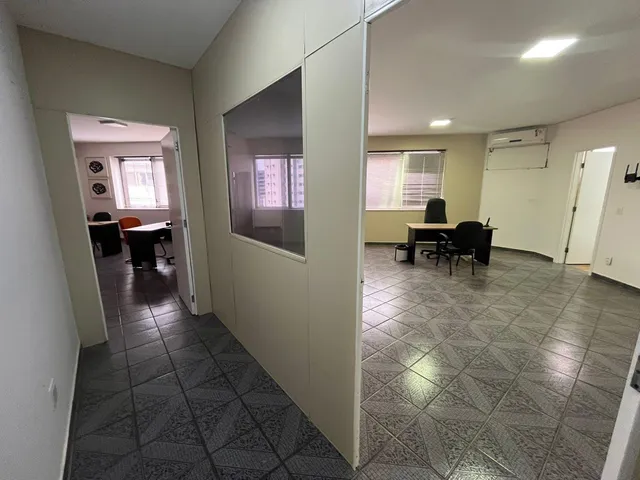 Sala com 10m², para alugar, no bairro Centro em Londrina