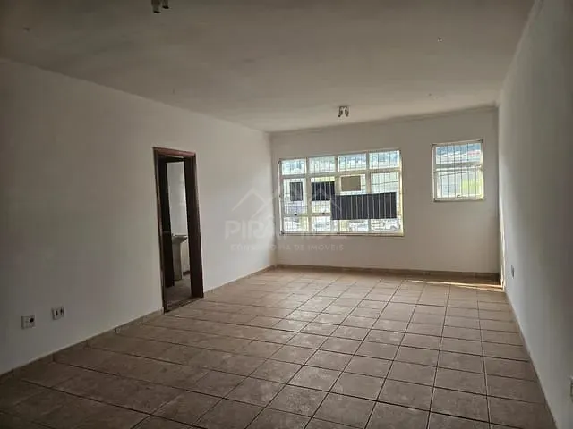 Sala para alugar, no bairro Centro em Poços de Caldas