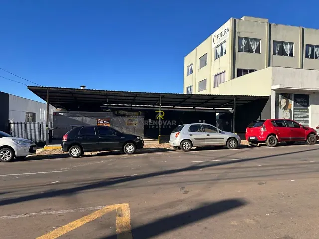 Sala com 600m², para alugar, no bairro Centro em Guarapuava
