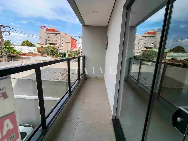 Sala com 60m², para alugar, no bairro Lago Igapó em Londrina