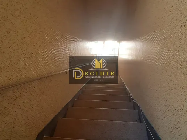 Sala com 72m², para alugar, no bairro Vila Regente Feijó em São Paulo