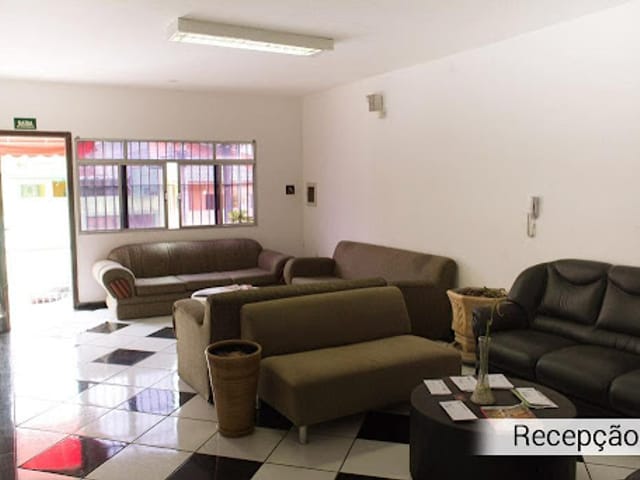 Sala com 19m², para alugar, no bairro Vila Endres em Guarulhos