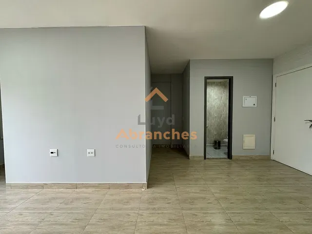 Sala com 48m², à venda, no bairro Vila Leopoldina em São Paulo
