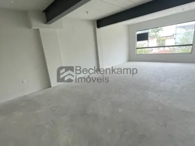 Sala para alugar, no bairro Vila Rica em Volta Redonda