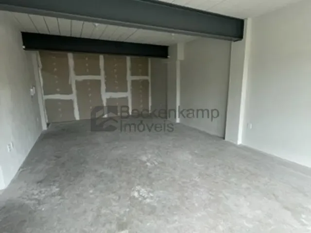 Sala para alugar, no bairro Vila Rica em Volta Redonda