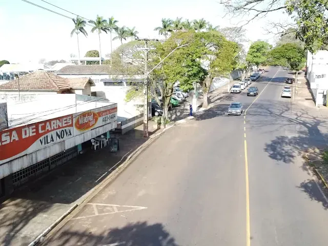 Sala com 558m², à venda, no bairro Vila Nova em Apucarana