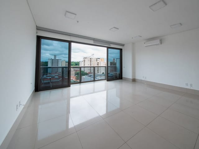 Sala à venda ou para alugar, no bairro Centro em Piracicaba