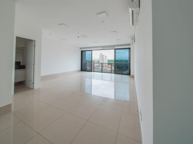 Sala à venda ou para alugar, no bairro Centro em Piracicaba