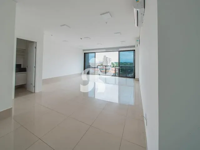 Sala à venda ou para alugar, no bairro Centro em Piracicaba