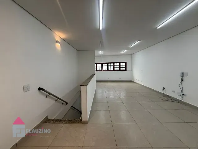 Sala com 45m², para alugar, no bairro Vila Prel em São Paulo