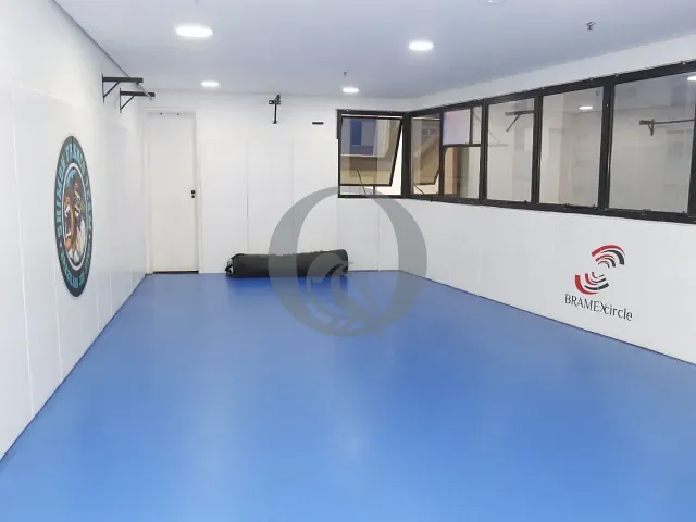 Sala à venda, no bairro Santa Cecília em São Paulo