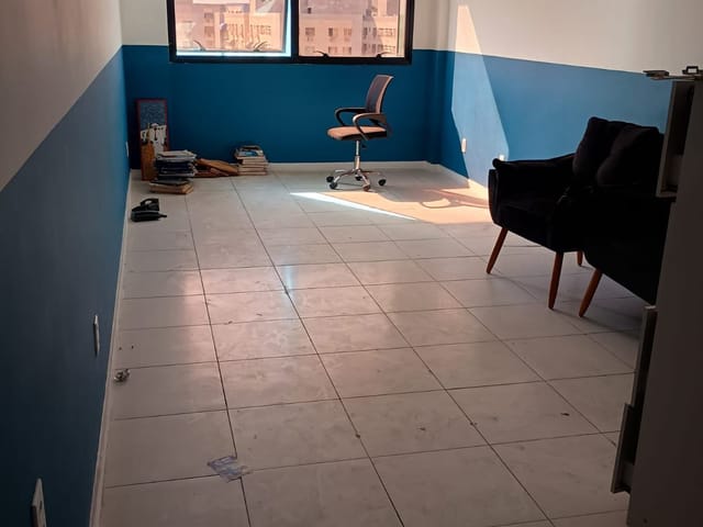 Sala com 43m², à venda ou para alugar, no bairro Centro em São Gonçalo