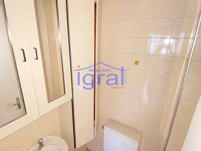 Sala à venda, no bairro Vila Guarani (Z Sul) em São Paulo