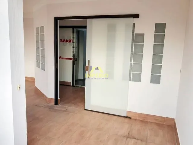 Sala com 43m², à venda ou para alugar, no bairro Centro em Salto