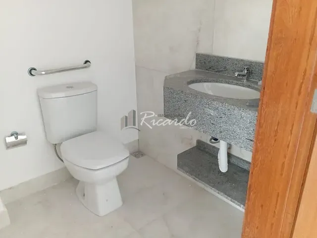 Sala para alugar, no bairro Centro em Arapongas