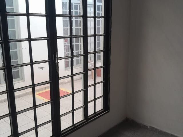 Foto do Sala - Sala  para locaçãol, Jardim Tropical, Cuiabá, MT, 20 m²,  em Blindex na Av. General Mello, GALERIA TROPICAL | Lyah Jaudy Imóveis