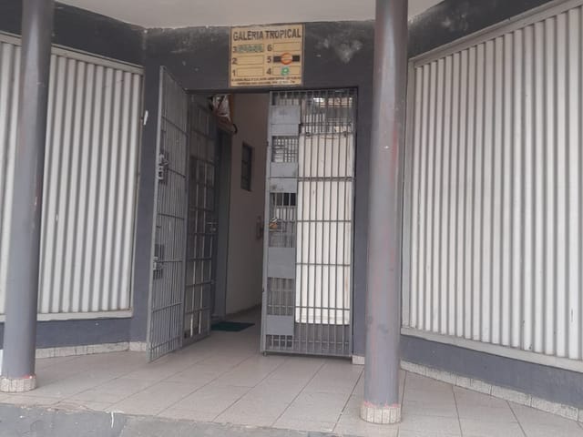 Foto do Sala - Sala  para locaçãol, Jardim Tropical, Cuiabá, MT, 20 m²,  em Blindex na Av. General Mello, GALERIA TROPICAL | Lyah Jaudy Imóveis