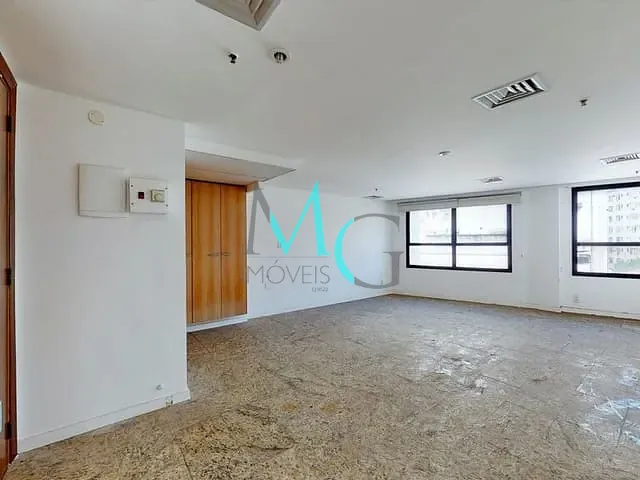 Sala à venda, no bairro Tijuca em Rio de Janeiro