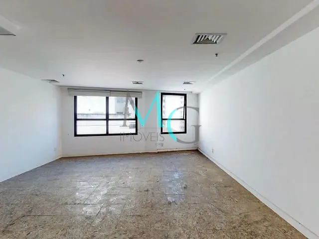 Sala à venda, no bairro Tijuca em Rio de Janeiro