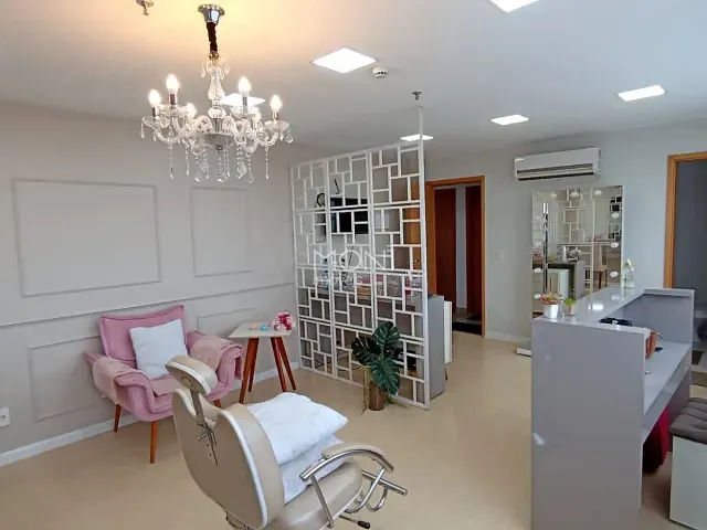 Sala à venda, no bairro Samambaia Norte (Samambaia) em Brasília