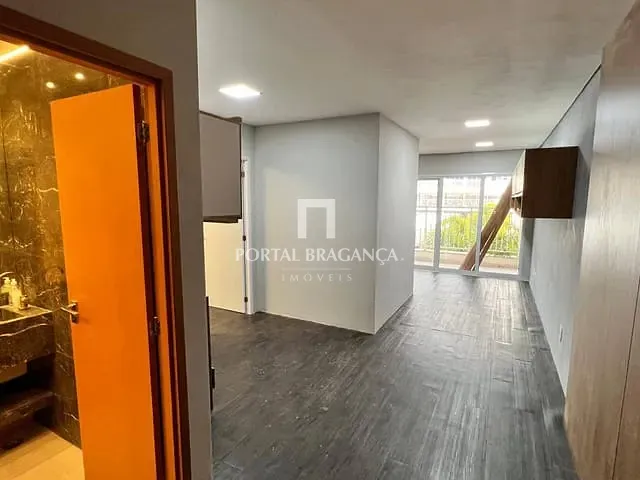 Sala para alugar, no bairro Condomínio Residencial Euroville em Bragança Paulista